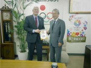 Kevin Dornberger, WTBA President and Mr Takeda, IOC member and President of the JOC 